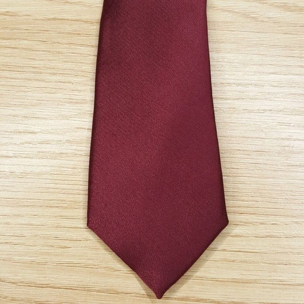 ALFANI Mens Neck Tie Solid Burgundy Maroon Textured Slim Skinny Stain Resistant